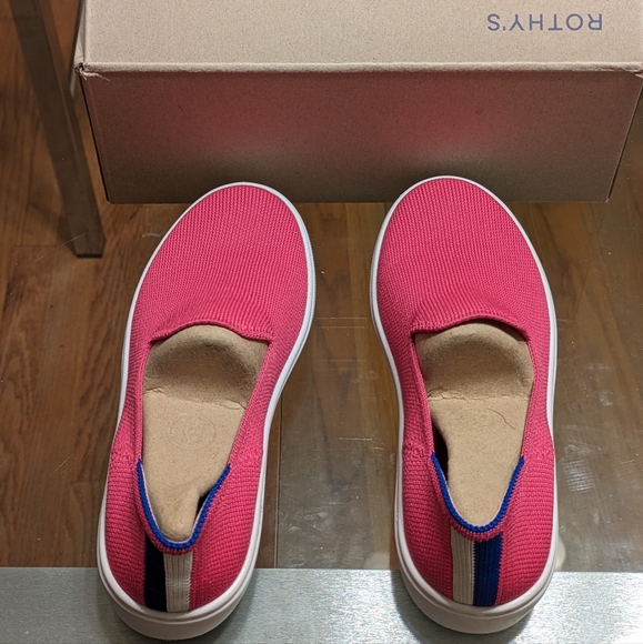 Rothy's kids sneakers pink (like new in box) - Picture 3 of 4